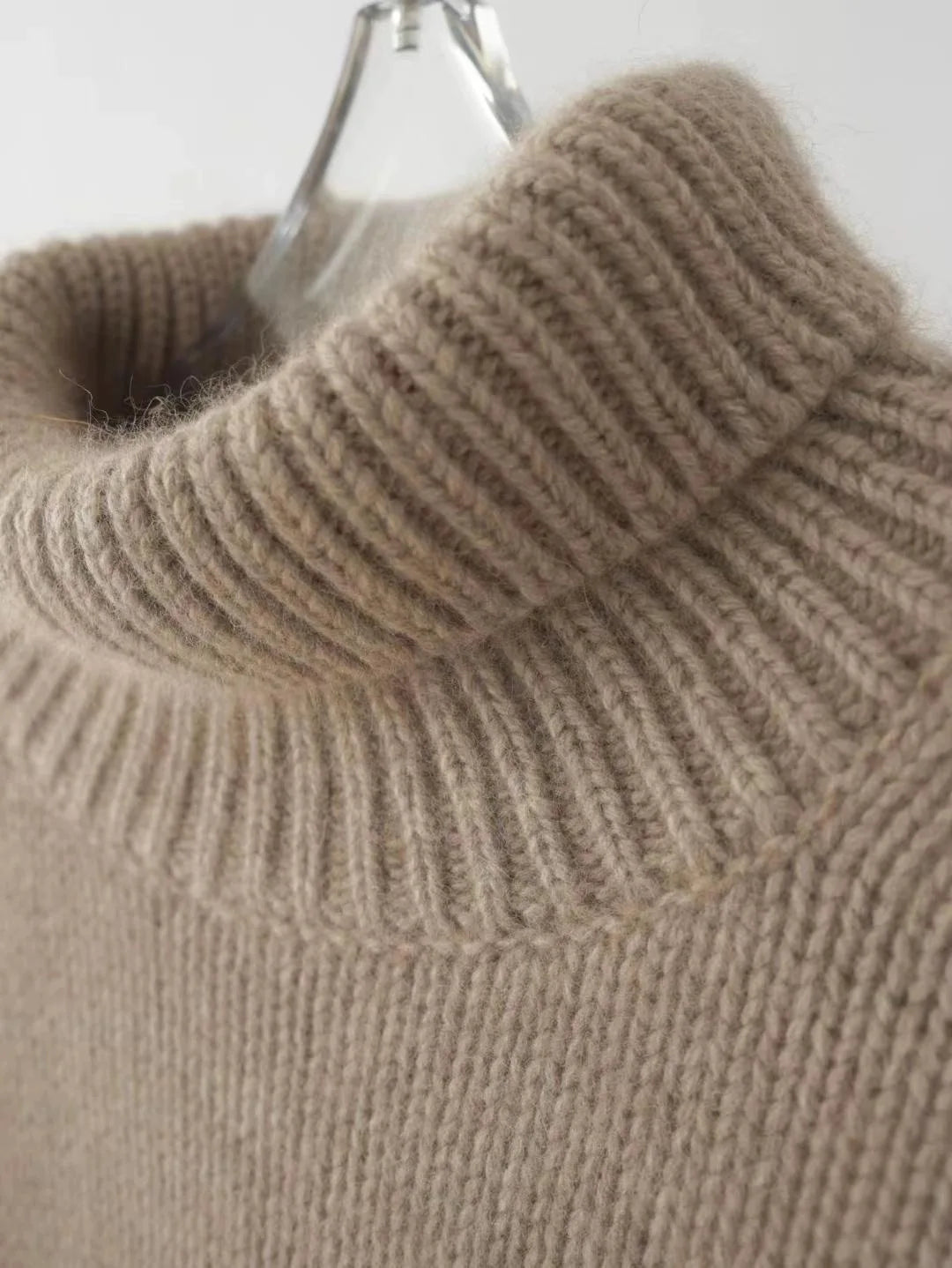 Relaxed Fit Merino Wool Knit Turtleneck