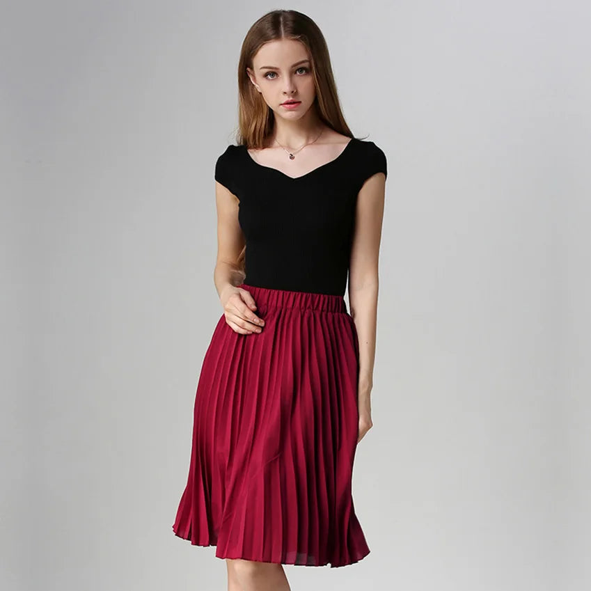 Pleated Chiffon Knee-Length Skirt