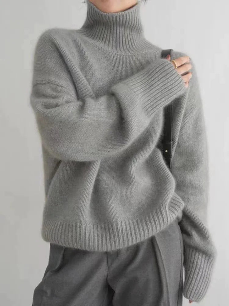 Relaxed Fit Merino Wool Knit Turtleneck