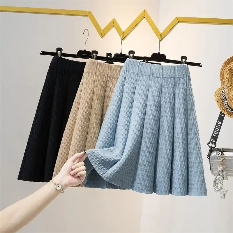 Waffle-Knit Pleated Knee-Length Skirt